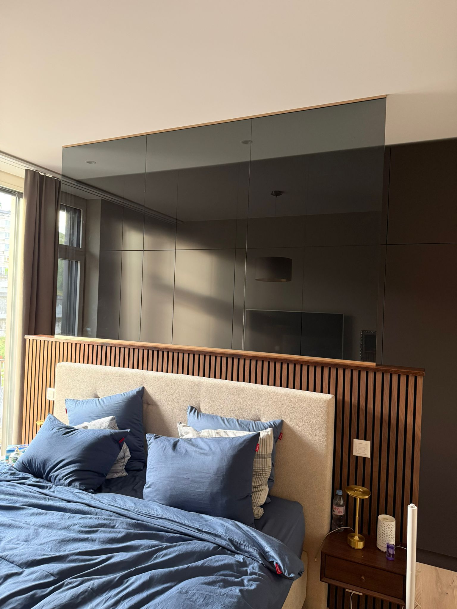 Chambre – paroi vitrée