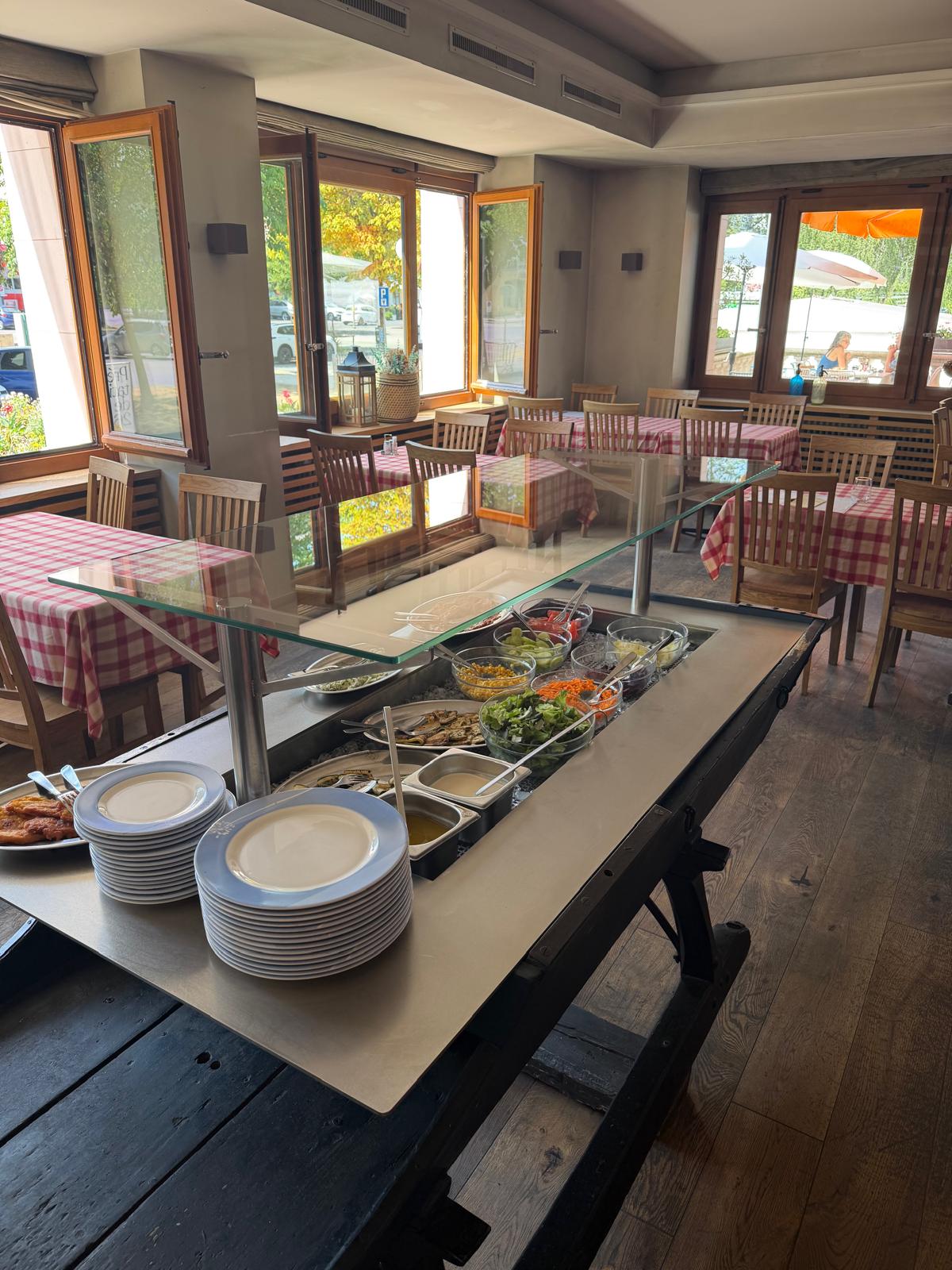 Vitrage buffet professionnel